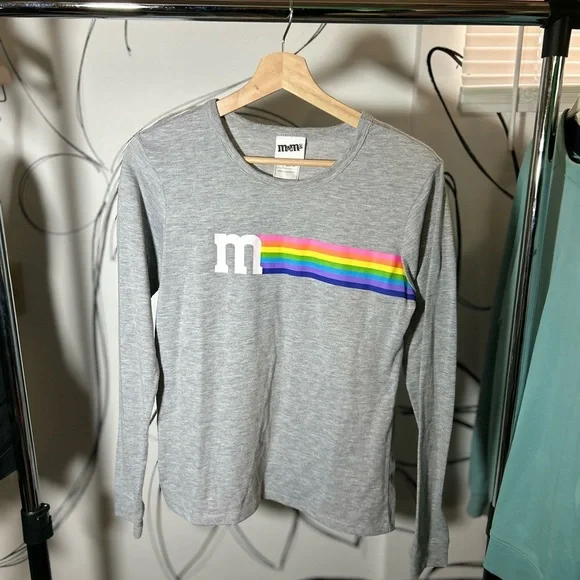 M&M Gray Long Sleeve Shirt with Rainbow Design Size Women’s Medium - Picture 1 of 5